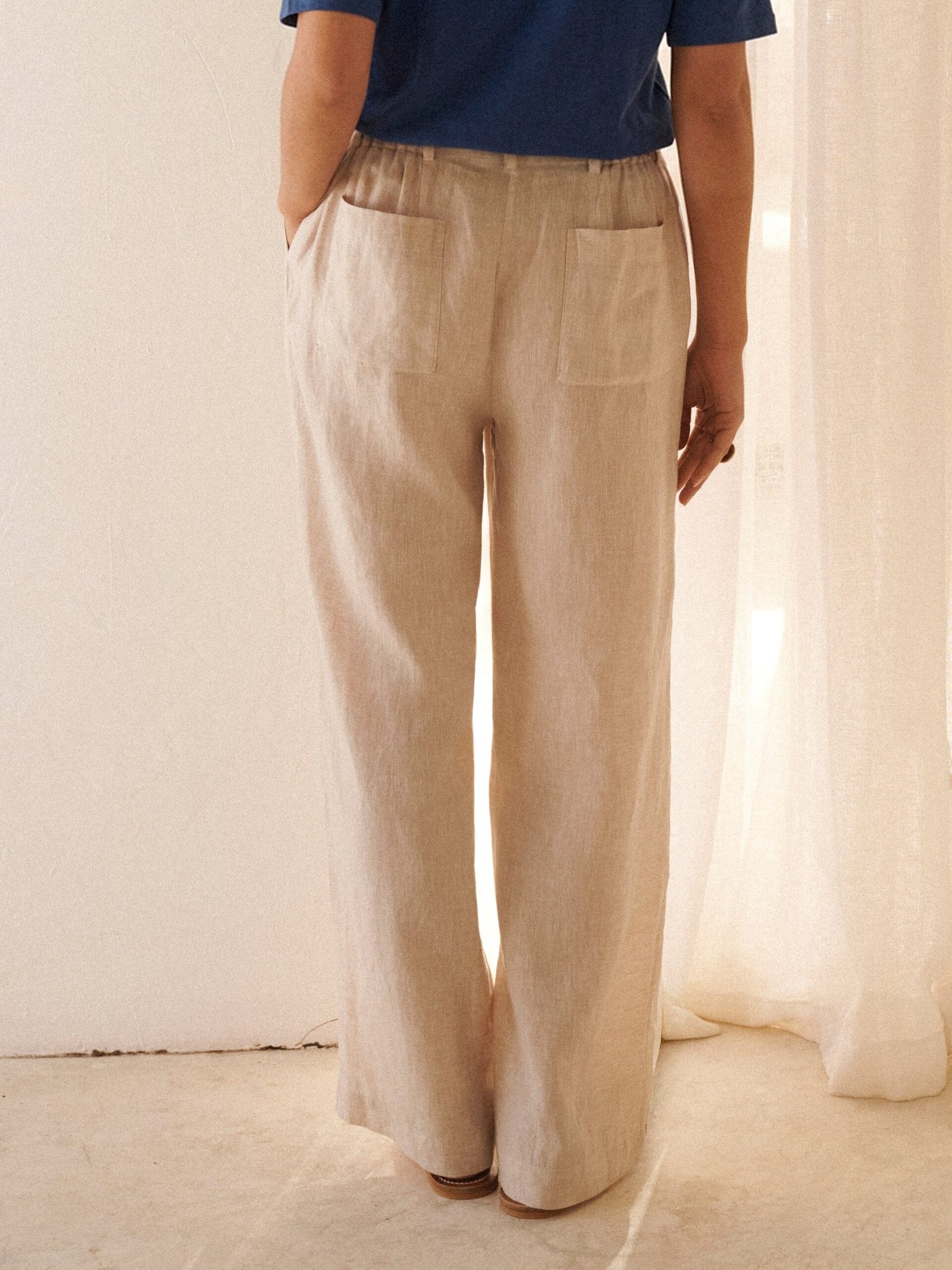 Peyton pleated linen trouser - Oyster - Image 5