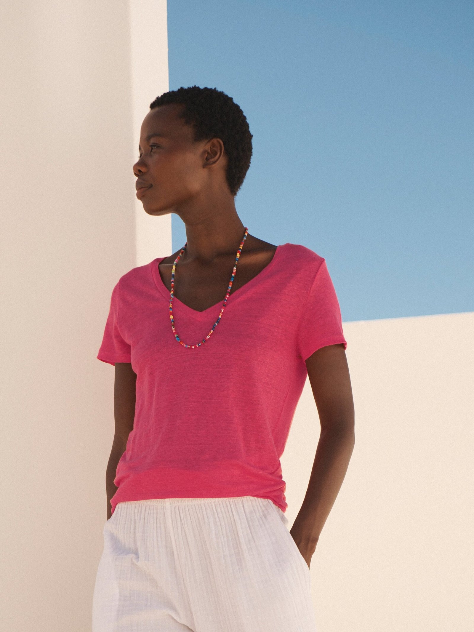 Charlie linen v neck t shirt - Raspberry - Image 3