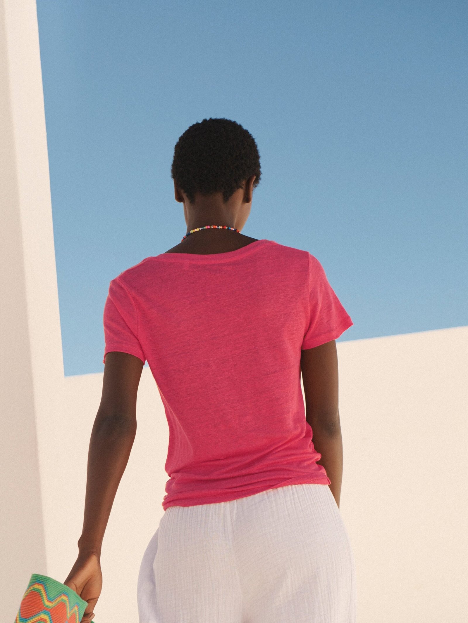 Charlie linen v neck t shirt - Raspberry - Image 5