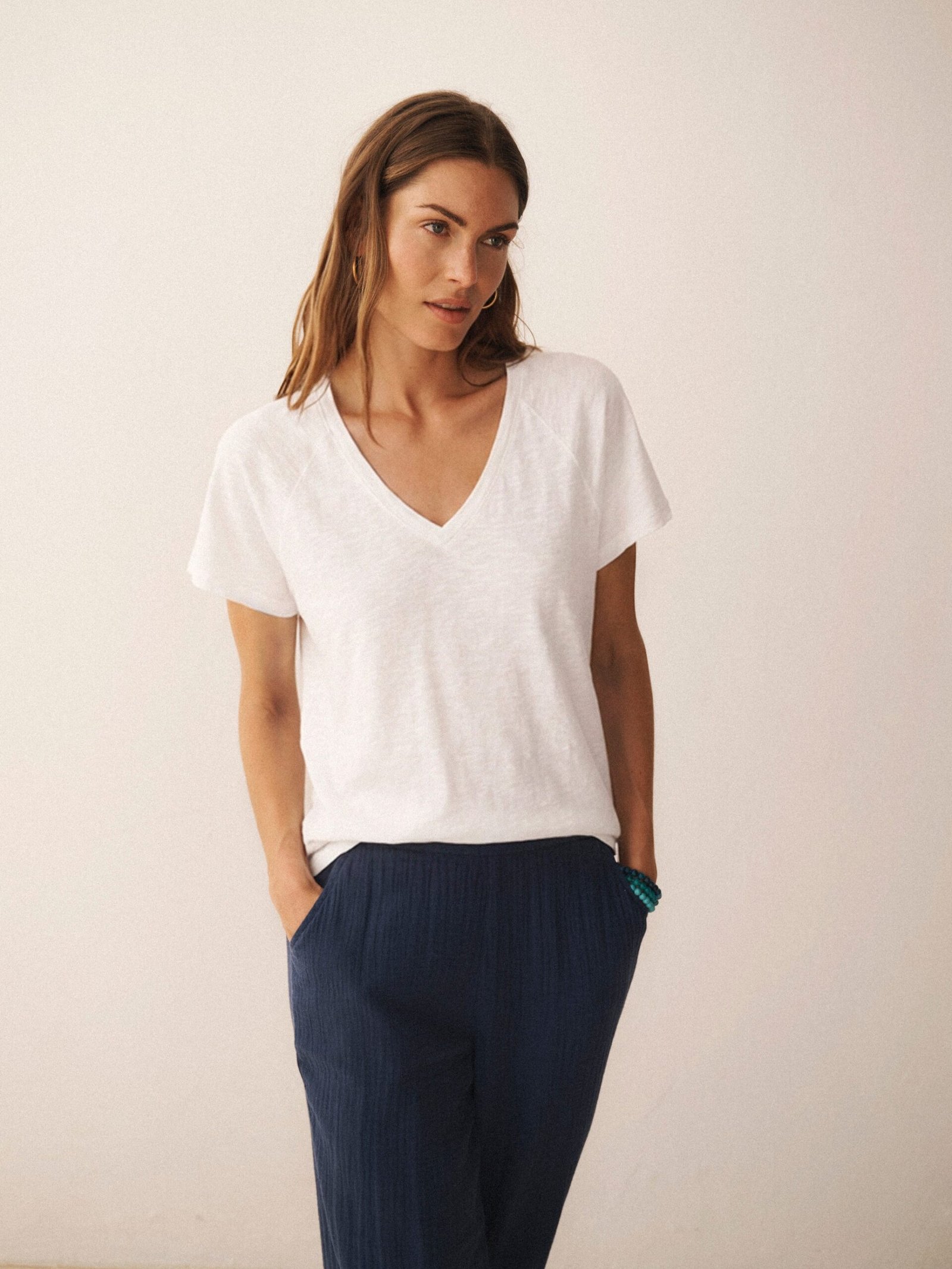 Wanda cotton & linen V neck t-shirt - White - Image 3